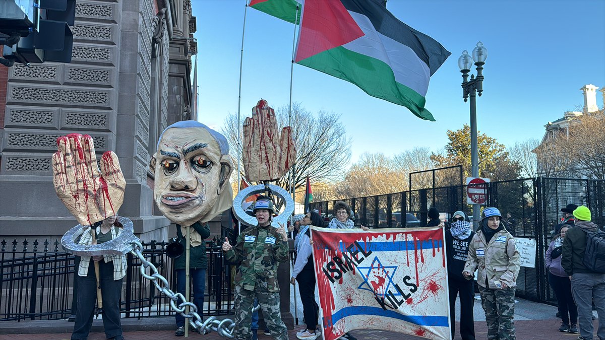 Donald Trump ve Binyamin Netanyahu, Beyaz Saray önünde protesto edildi