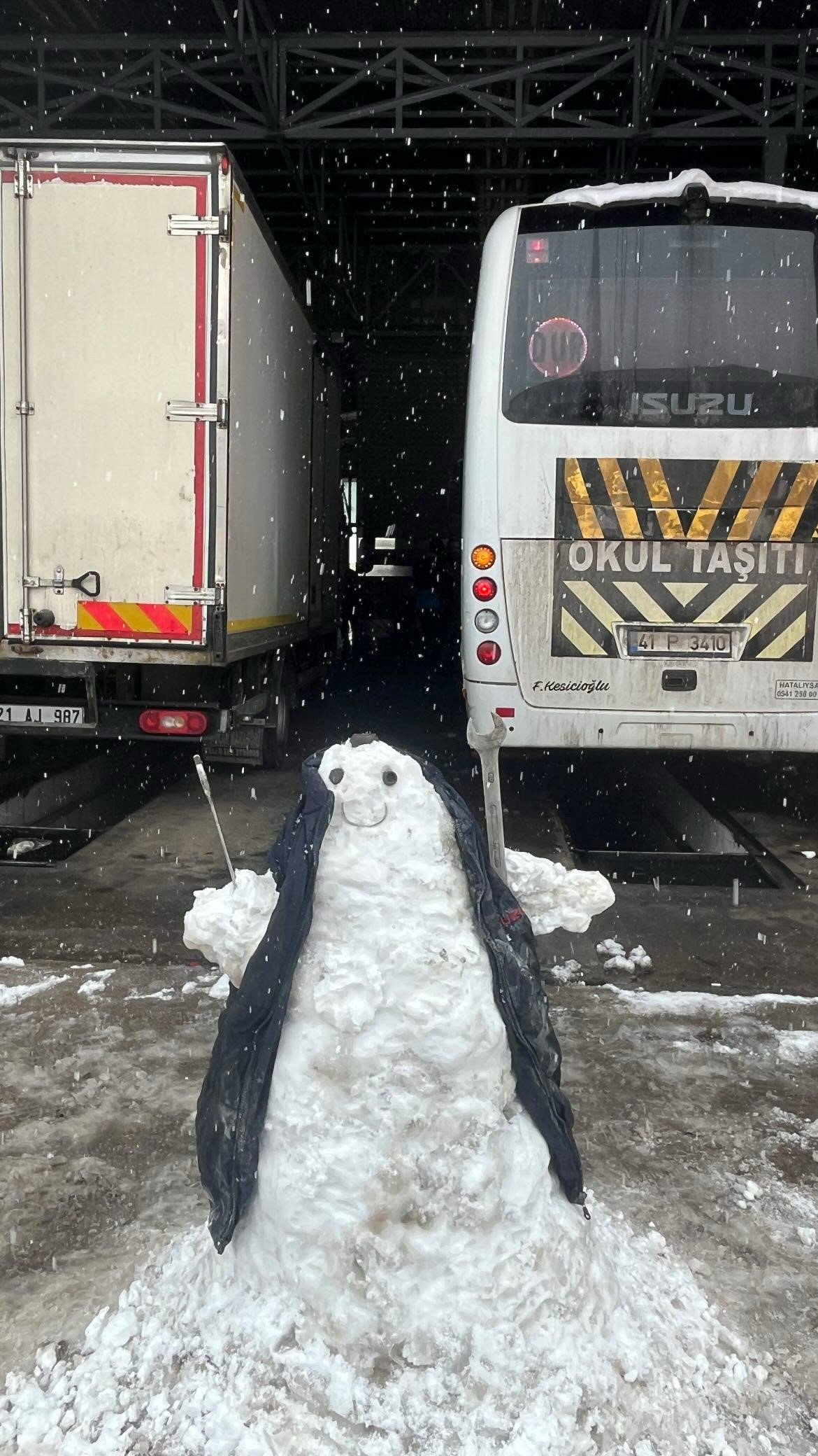 Kocaeli'de kar sonrası sokaklar, açık hava müzesine döndü