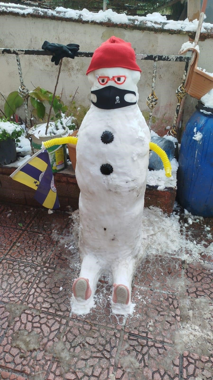 Kocaeli'de kar sonrası sokaklar, açık hava müzesine döndü