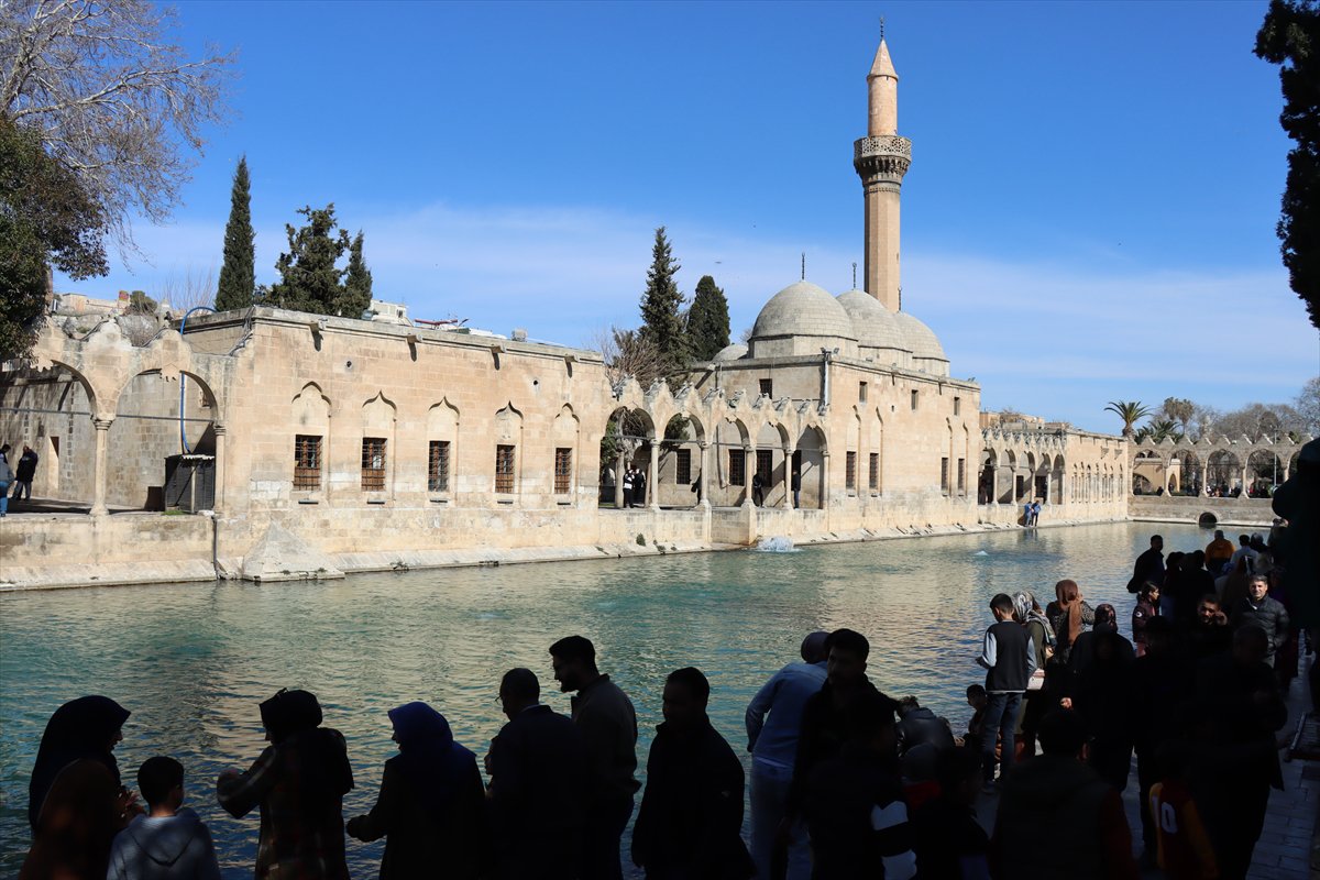 Şanlıurfa Balıklıgöl'de Ramazan