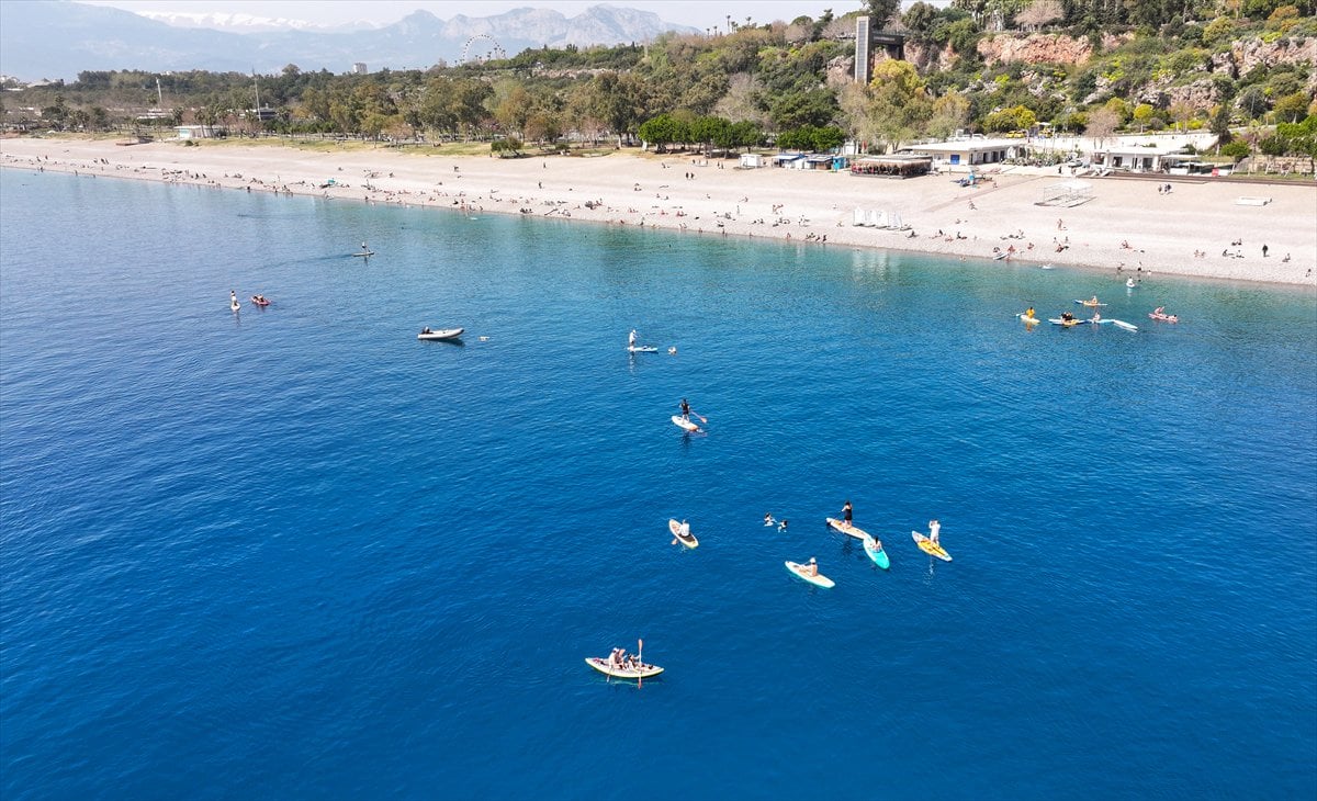Antalya'ya yaz geldi
