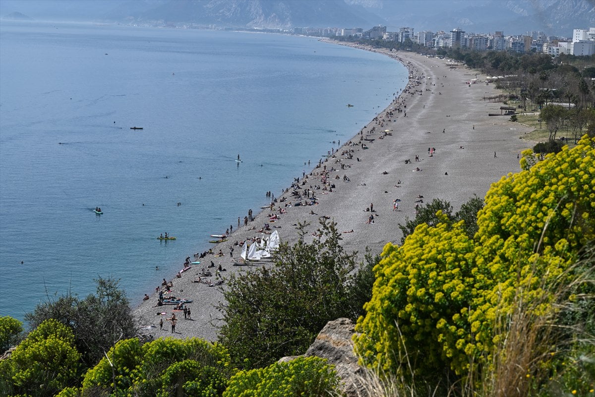 Antalya'ya yaz geldi