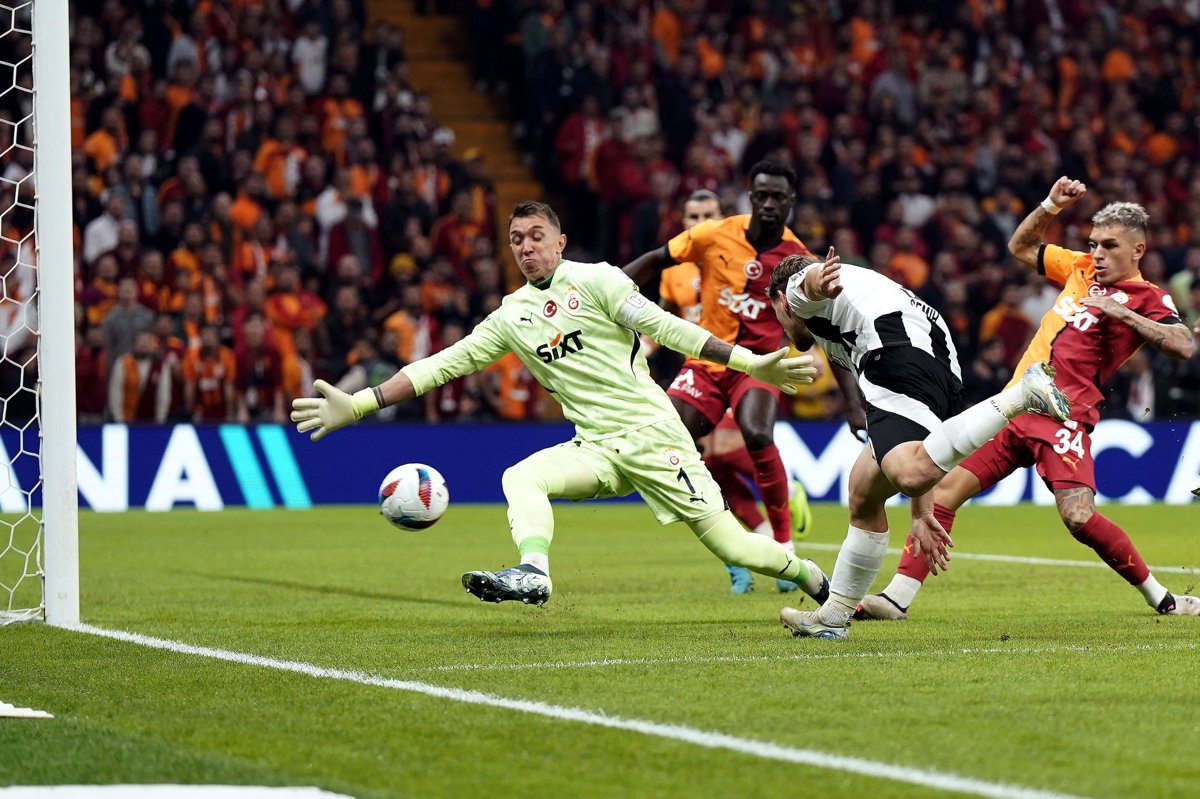 Unutulmaz Beşiktaş-Galatasaray derbileri