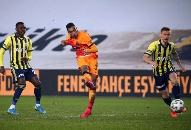 Unutulmaz Fenerbahçe - Galatasaray derbileri