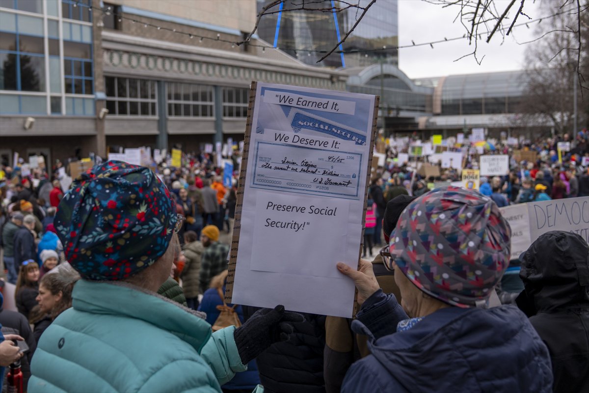 ABD genelinde Donald Trump yönetimine karşı protesto gösterileri gerçekleştirildi