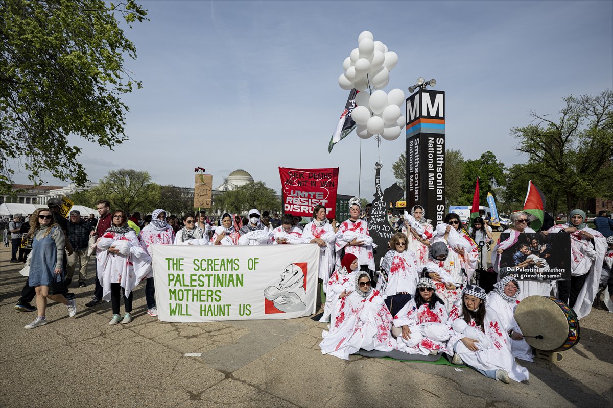 ABD genelinde Donald Trump yönetimine karşı protesto gösterileri gerçekleştirildi