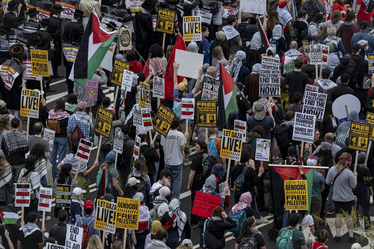 ABD genelinde Donald Trump yönetimine karşı protesto gösterileri gerçekleştirildi
