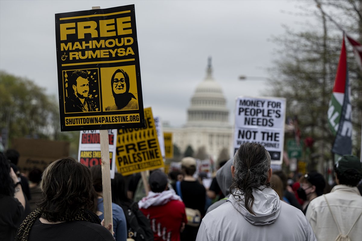 ABD genelinde Donald Trump yönetimine karşı protesto gösterileri gerçekleştirildi