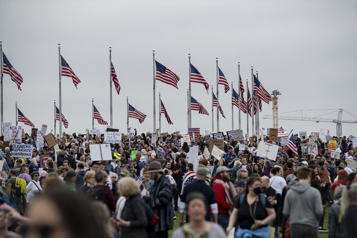 ABD genelinde Donald Trump yönetimine karşı protesto gösterileri gerçekleştirildi