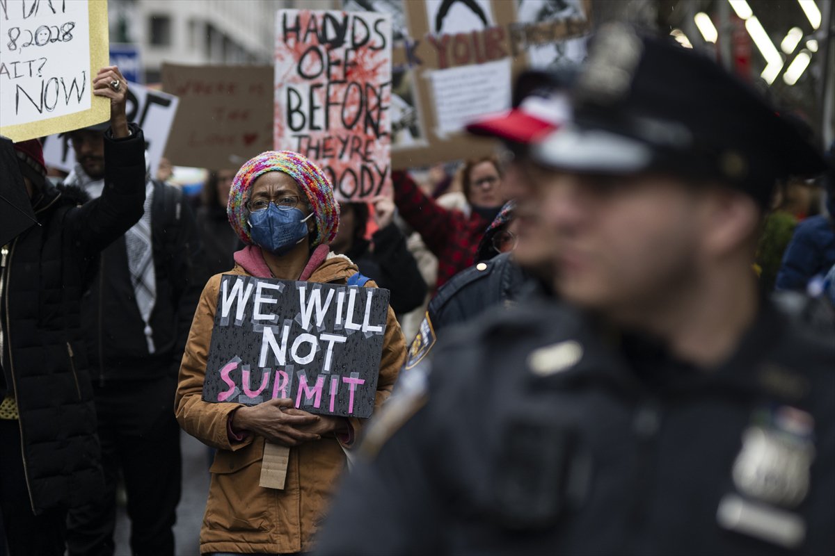 ABD genelinde Donald Trump yönetimine karşı protesto gösterileri gerçekleştirildi