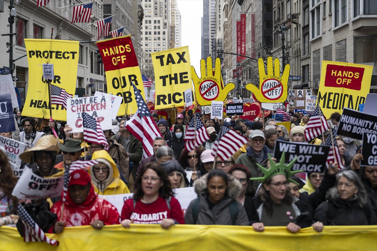 ABD genelinde Donald Trump yönetimine karşı protesto gösterileri gerçekleştirildi