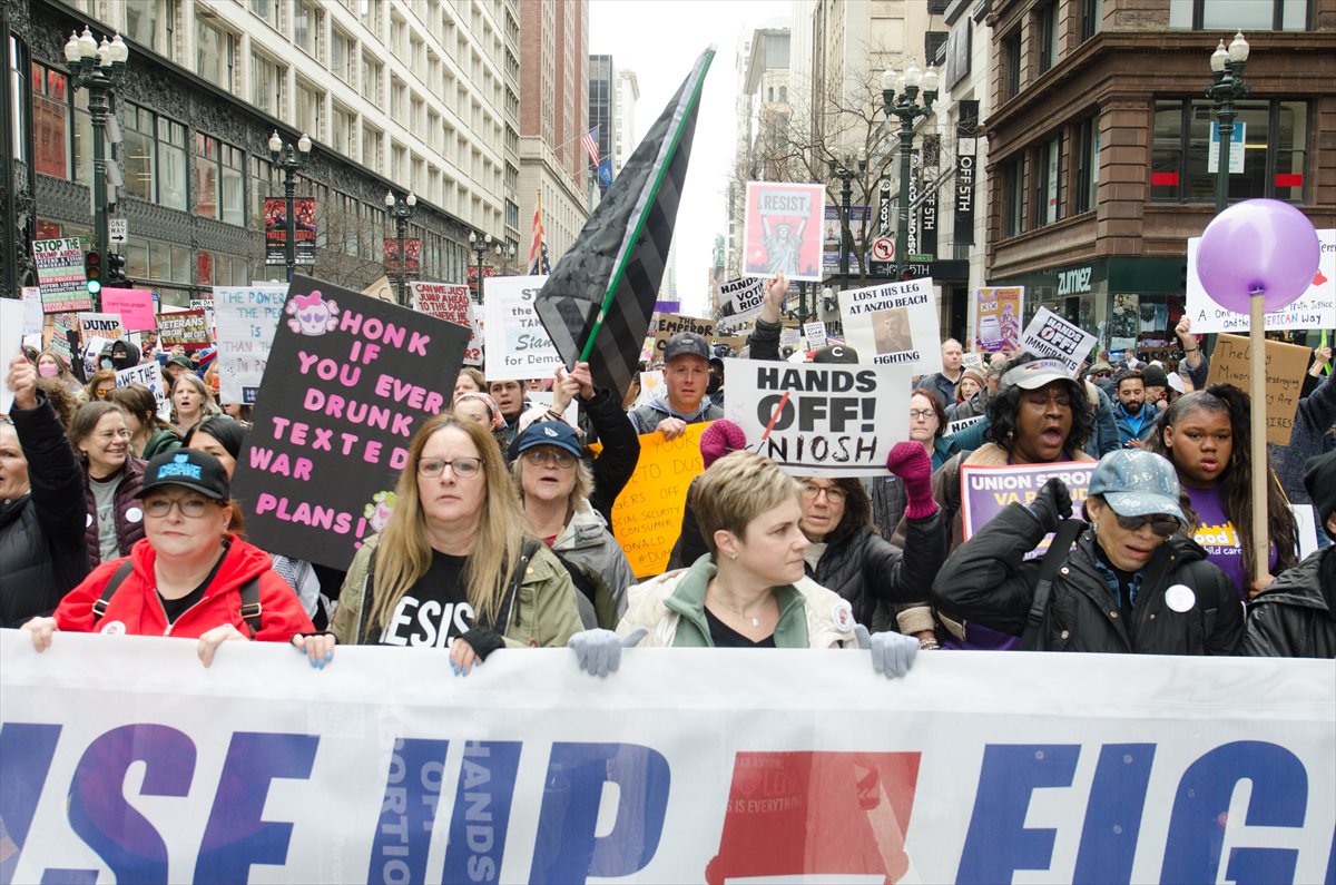 ABD genelinde Donald Trump yönetimine karşı protesto gösterileri gerçekleştirildi