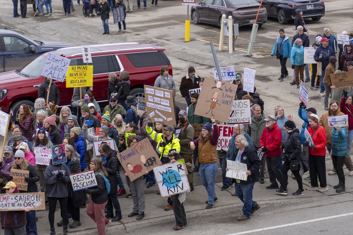 ABD genelinde Donald Trump yönetimine karşı protesto gösterileri gerçekleştirildi