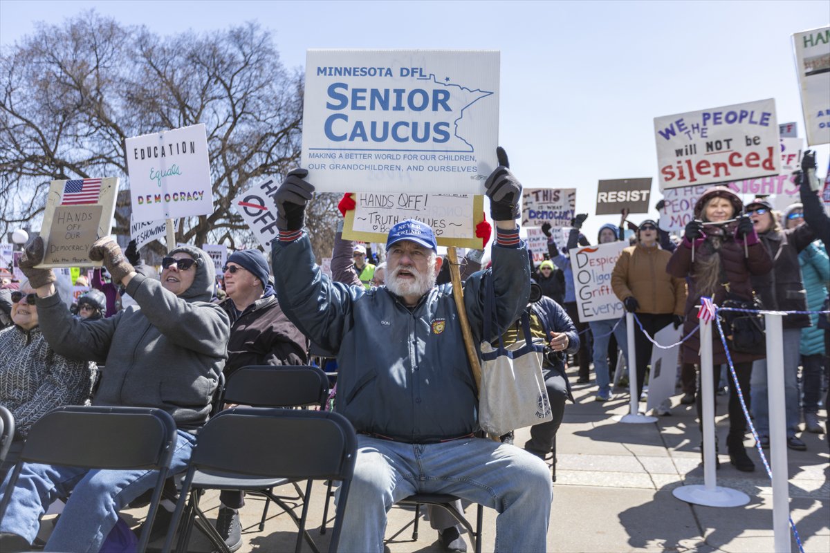 ABD genelinde Donald Trump yönetimine karşı protesto gösterileri gerçekleştirildi