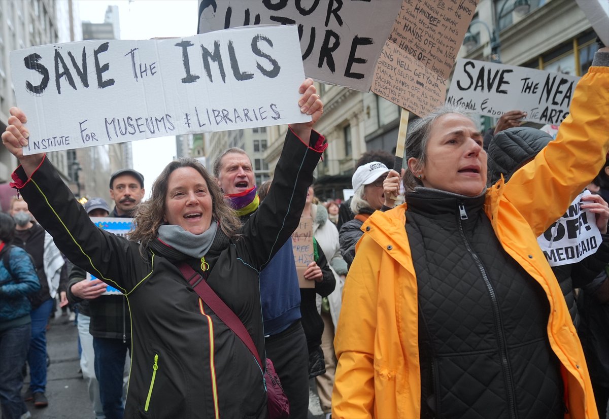 ABD genelinde Donald Trump yönetimine karşı protesto gösterileri gerçekleştirildi
