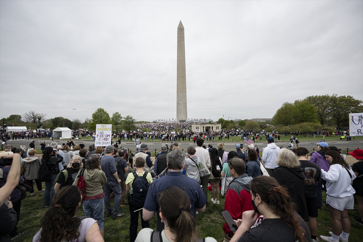 ABD genelinde Donald Trump yönetimine karşı protesto gösterileri gerçekleştirildi