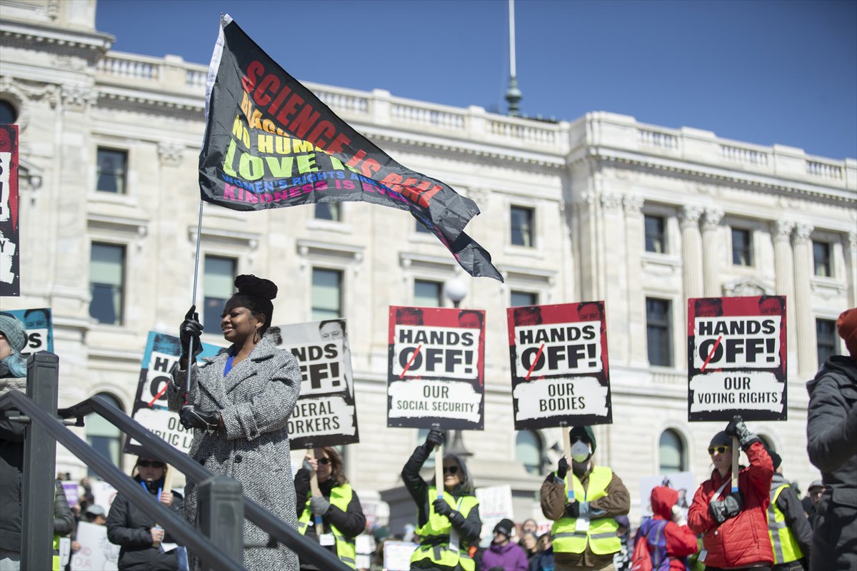 ABD genelinde Donald Trump yönetimine karşı protesto gösterileri gerçekleştirildi