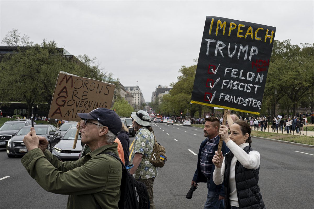 ABD genelinde Donald Trump yönetimine karşı protesto gösterileri gerçekleştirildi