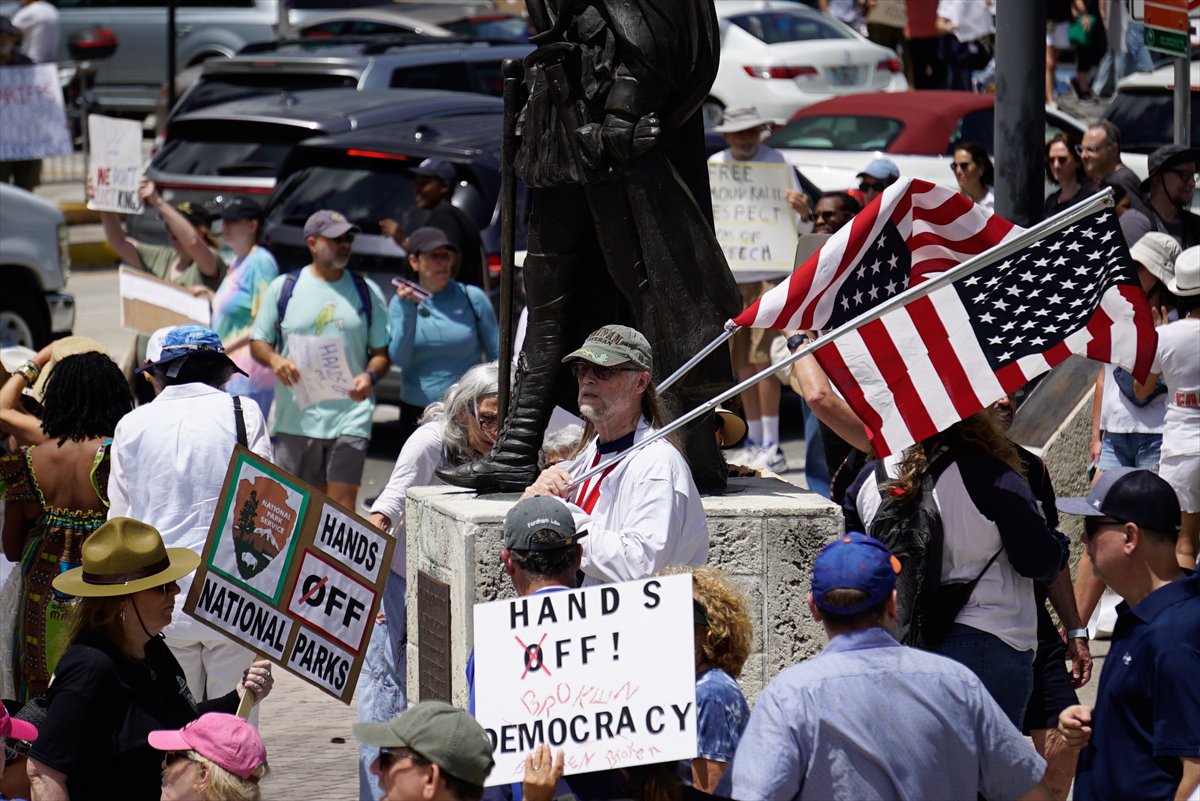 ABD genelinde Donald Trump yönetimine karşı protesto gösterileri gerçekleştirildi