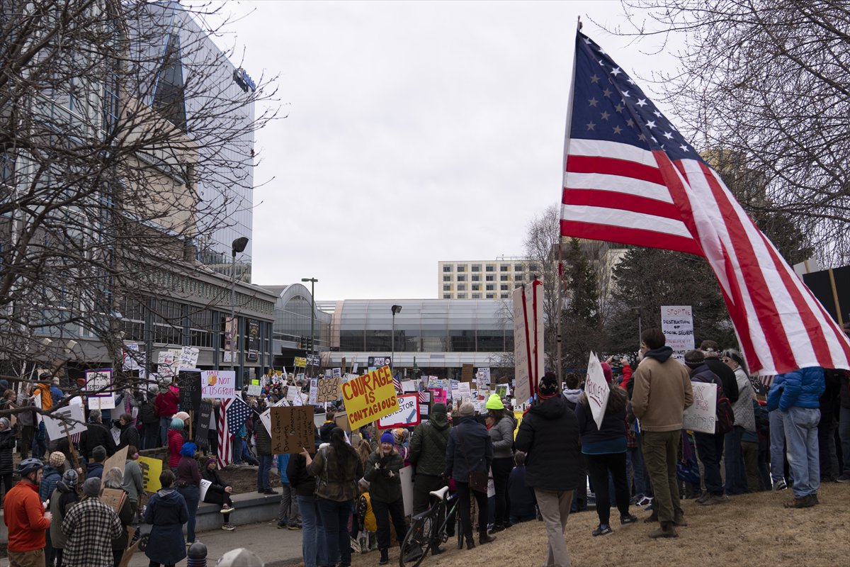 ABD genelinde Donald Trump yönetimine karşı protesto gösterileri gerçekleştirildi