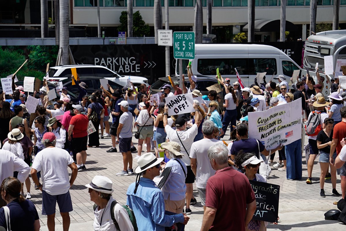 ABD genelinde Donald Trump yönetimine karşı protesto gösterileri gerçekleştirildi