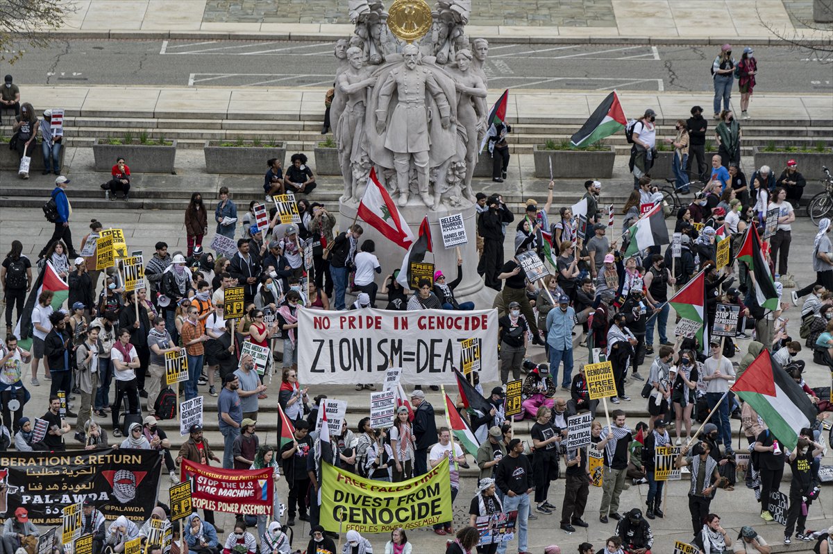 ABD genelinde Donald Trump yönetimine karşı protesto gösterileri gerçekleştirildi