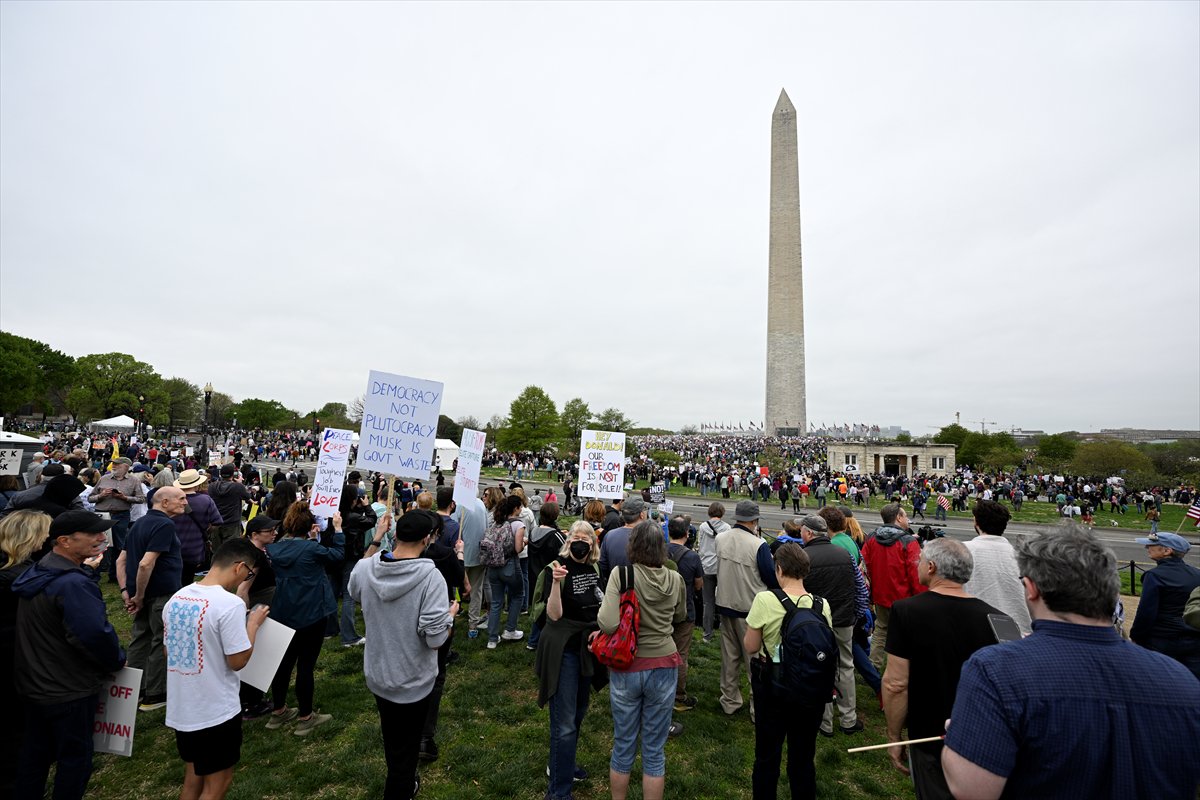 ABD genelinde Donald Trump yönetimine karşı protesto gösterileri gerçekleştirildi