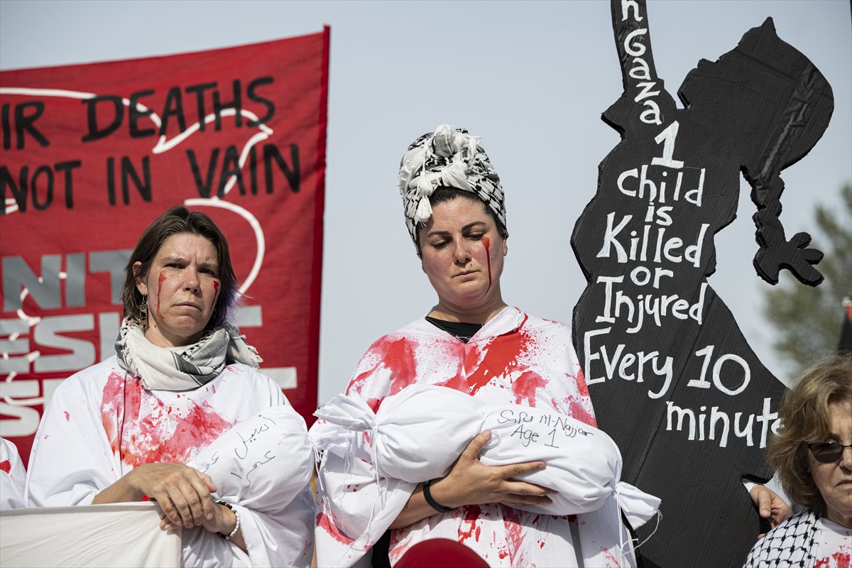 ABD genelinde Donald Trump yönetimine karşı protesto gösterileri gerçekleştirildi