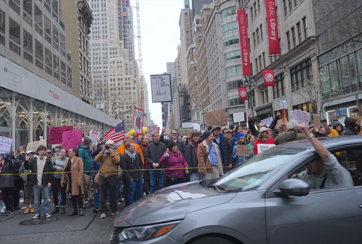 ABD genelinde Donald Trump yönetimine karşı protesto gösterileri gerçekleştirildi