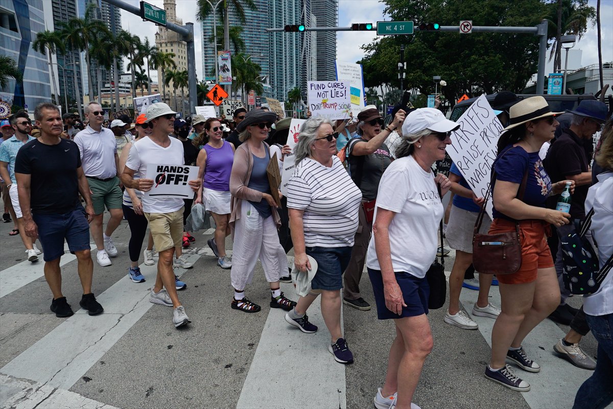 ABD genelinde Donald Trump yönetimine karşı protesto gösterileri gerçekleştirildi