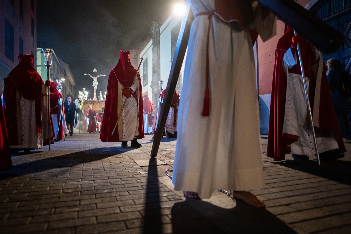 İspanya'da Paskalya coşkusu: Kutsal Hafta Alayı düzenlendi