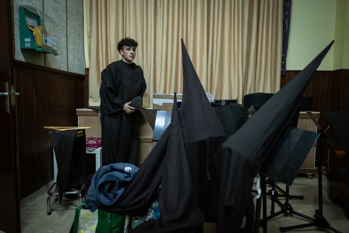 İspanya'da Paskalya coşkusu: Kutsal Hafta Alayı düzenlendi