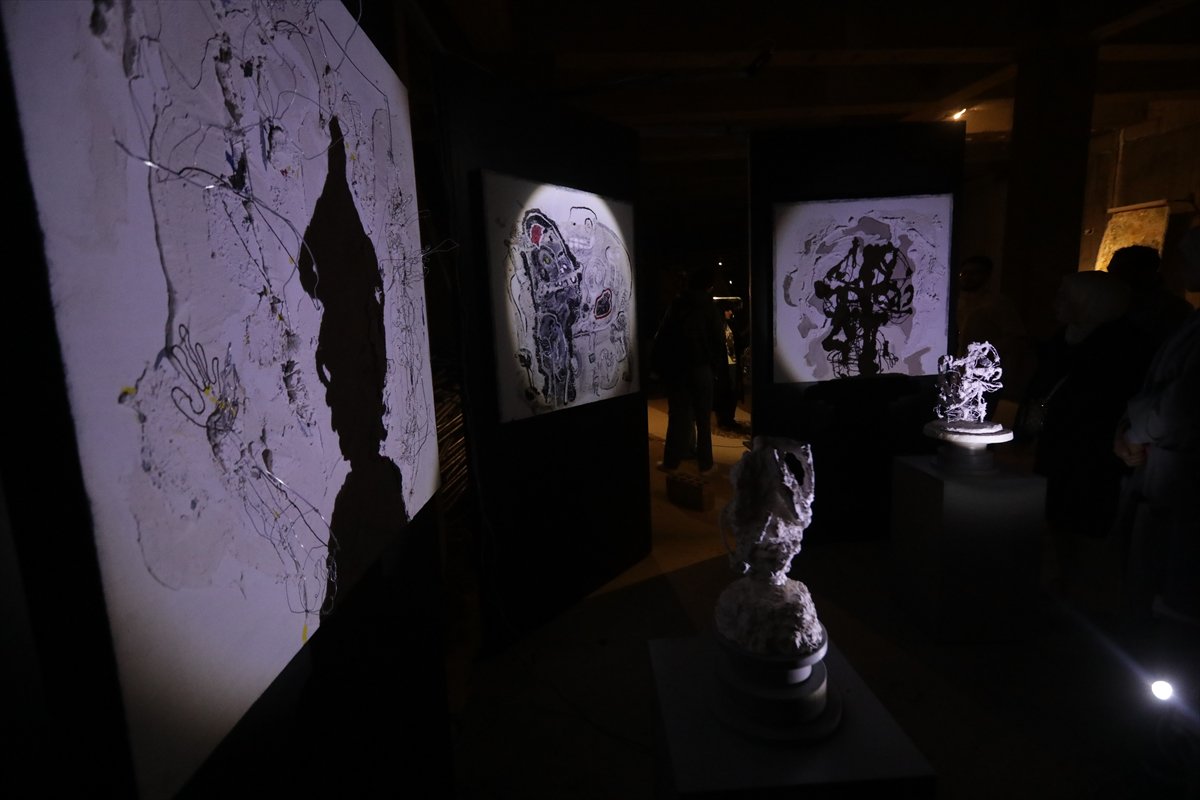 Suriye'de barışa duyulan özlem sanat yoluyla ifade ediliyor