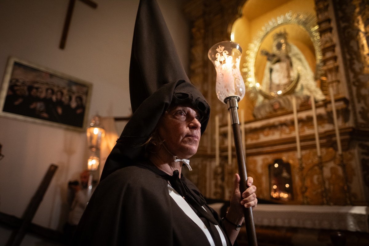 İspanya'da Paskalya coşkusu: Kutsal Hafta Alayı düzenlendi