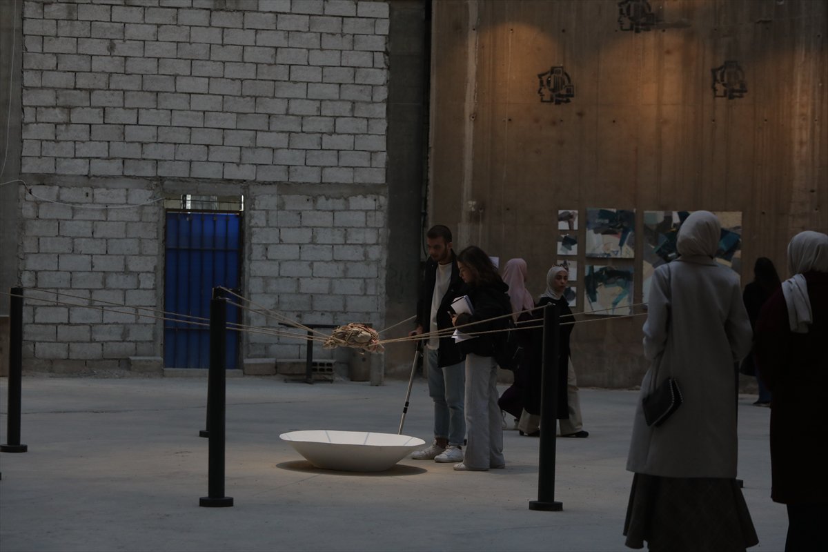 Suriye'de barışa duyulan özlem sanat yoluyla ifade ediliyor