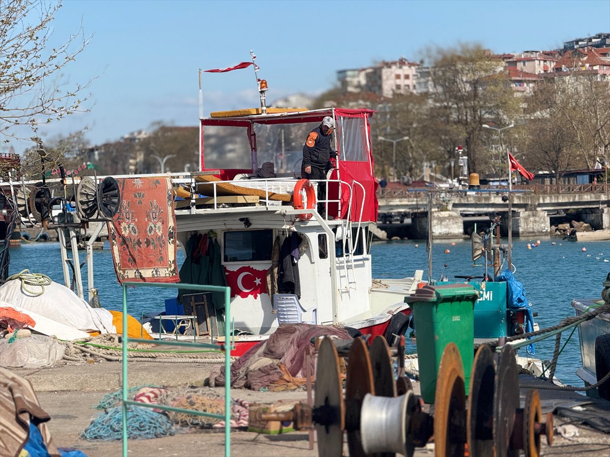 Balıkçılar paydos ediyor