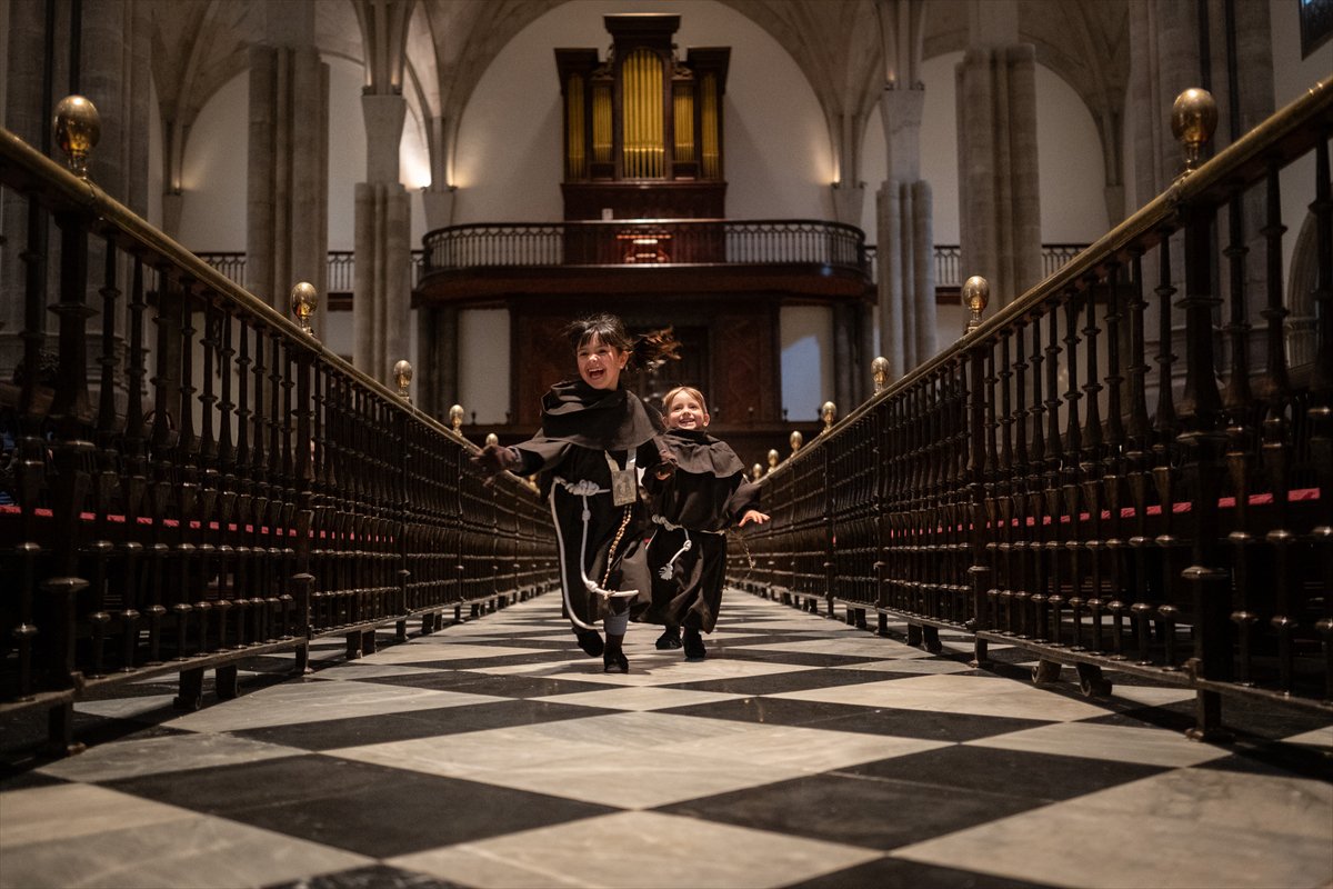 İspanya'da Paskalya coşkusu: Kutsal Hafta Alayı düzenlendi