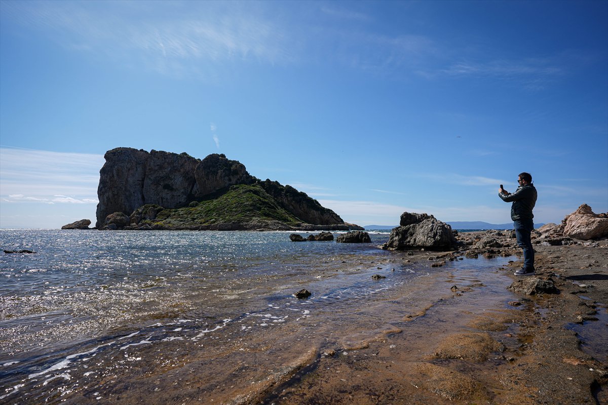 Çıfıt Adası'na yürünerek ulaşılıyor