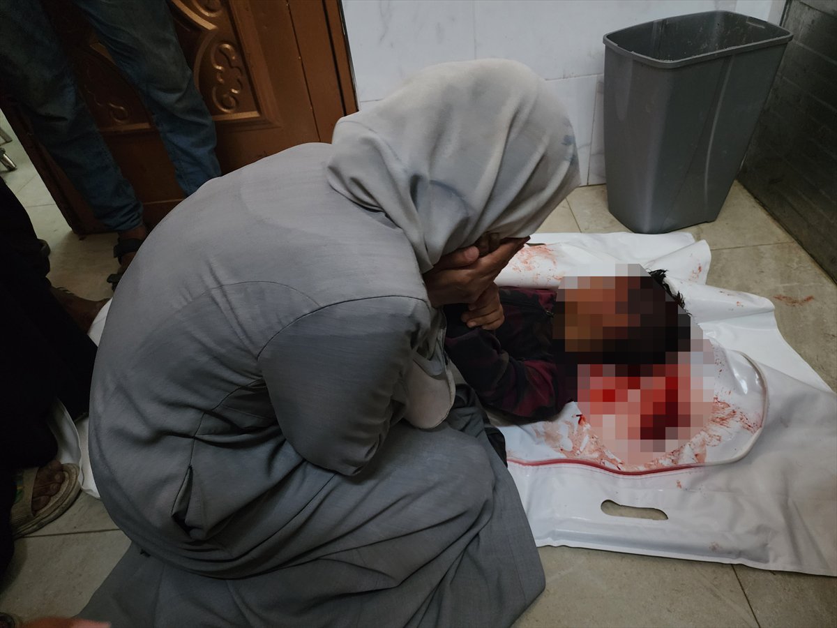 İsrail’in Gazze’ye yönelik saldırıları insani dramı derinleştiriyor