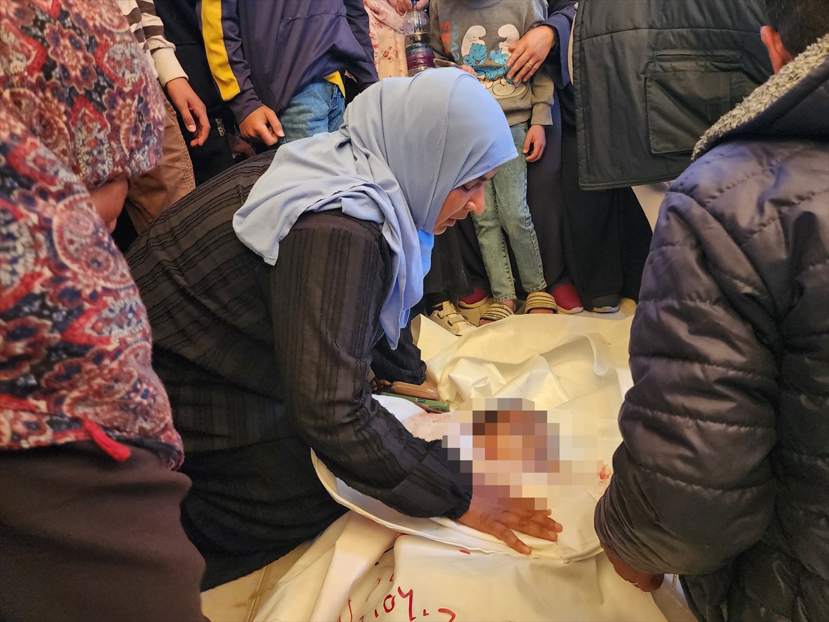 İsrail’in Gazze’ye yönelik saldırıları insani dramı derinleştiriyor