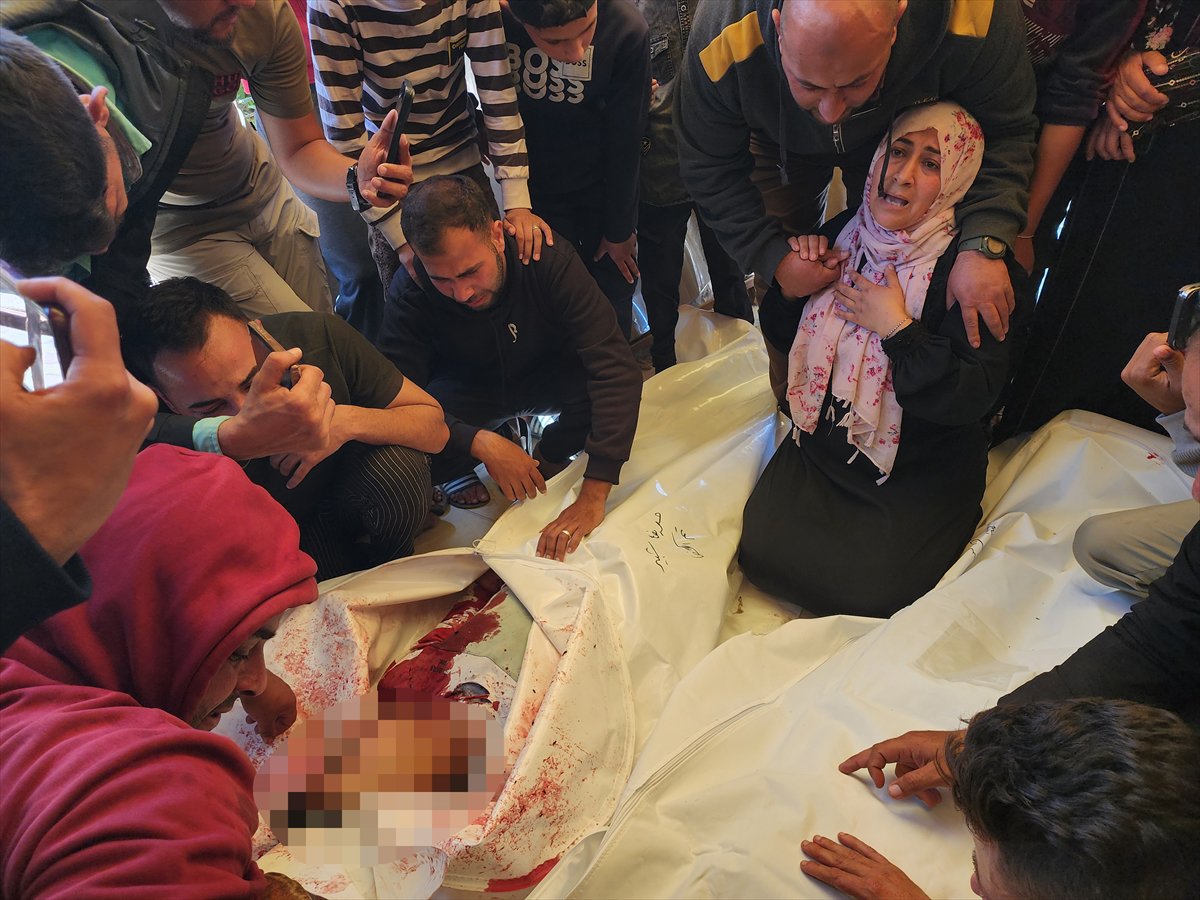 İsrail’in Gazze’ye yönelik saldırıları insani dramı derinleştiriyor