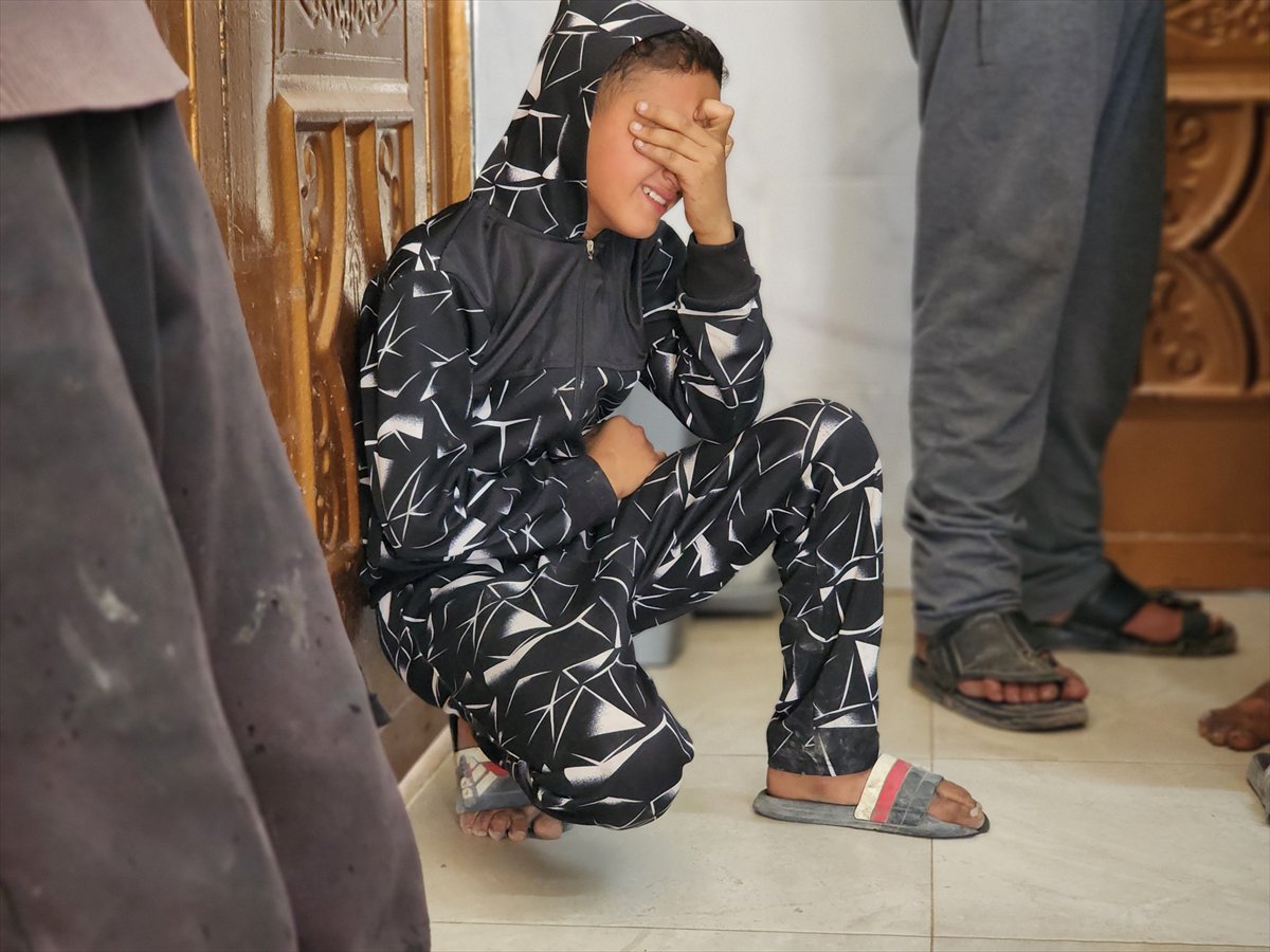 İsrail’in Gazze’ye yönelik saldırıları insani dramı derinleştiriyor