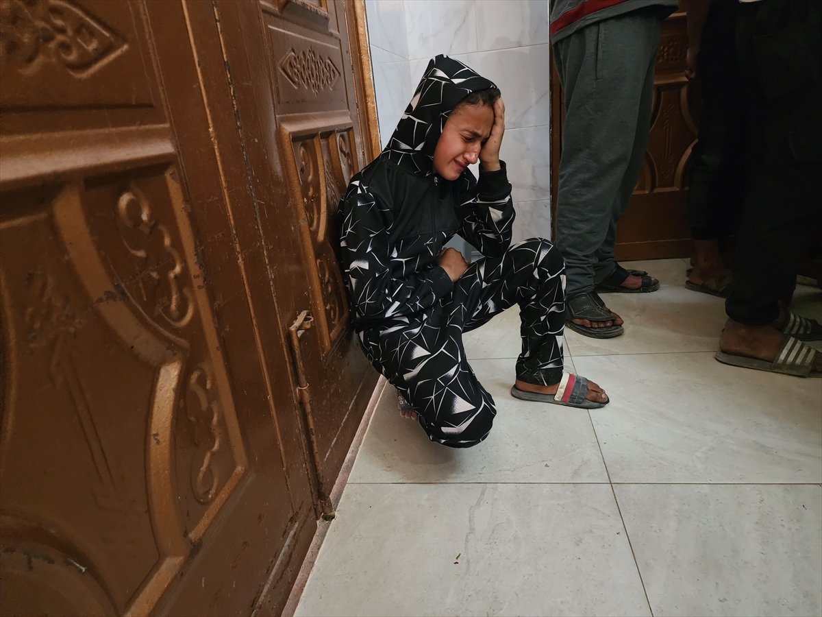 İsrail’in Gazze’ye yönelik saldırıları insani dramı derinleştiriyor