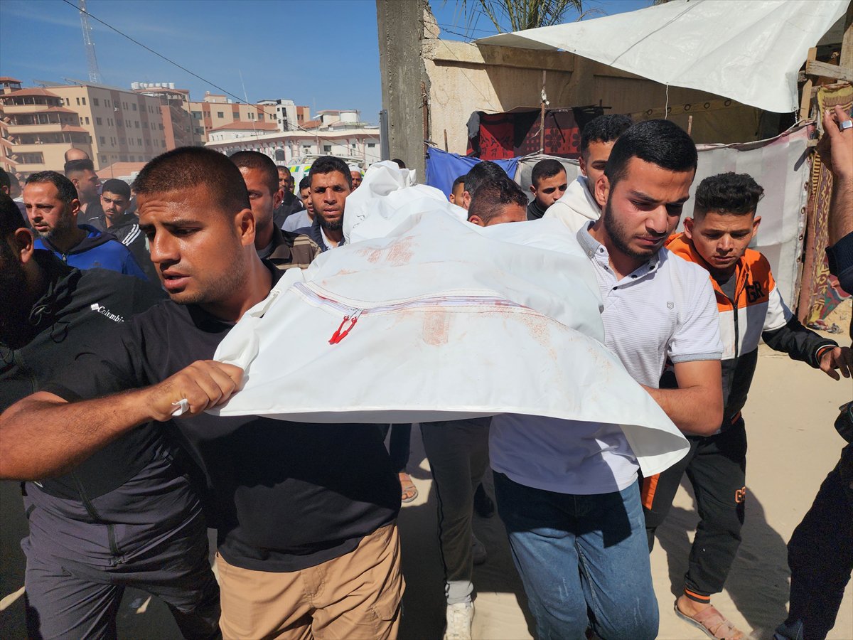 İsrail’in Gazze’ye yönelik saldırıları insani dramı derinleştiriyor