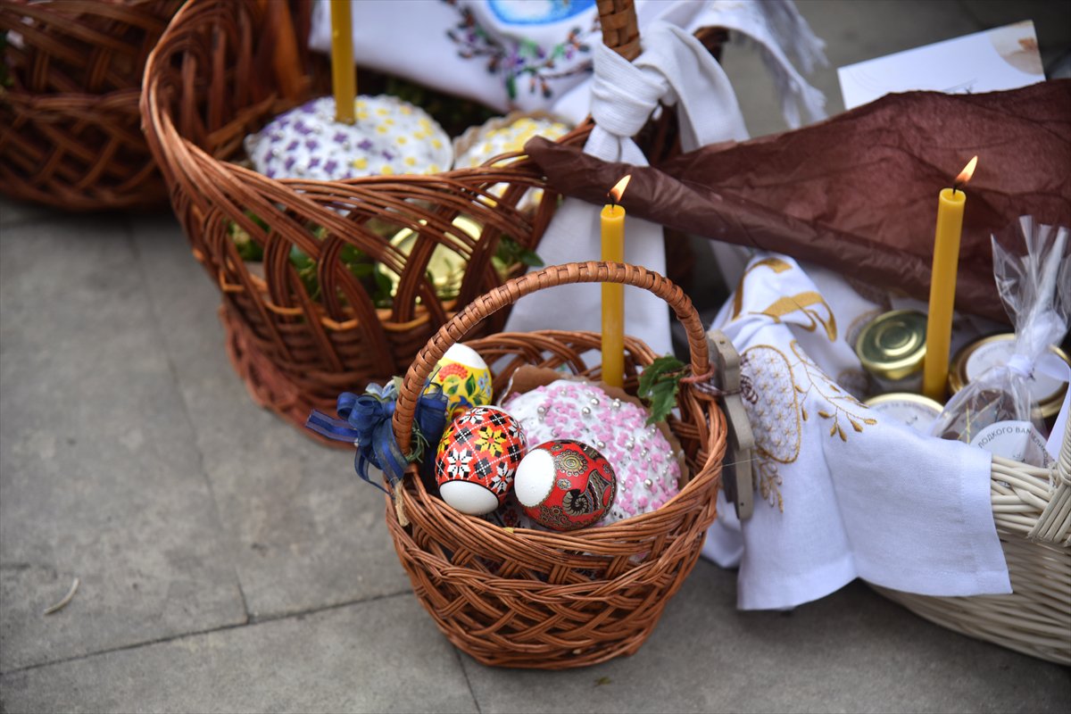 Paskalya Bayramı ayin ve törenlerle kutlanıyor