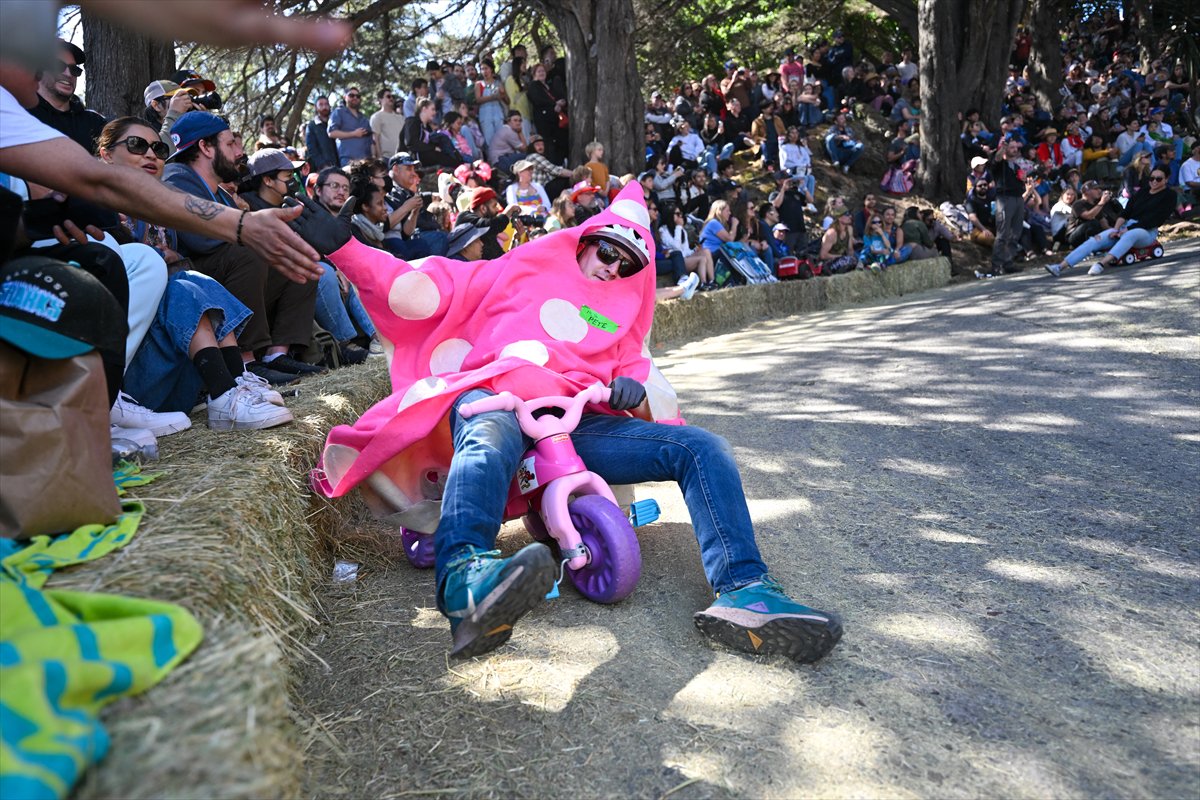 ABD'de Paskalya kutlamaları: Teker Yarışı etkinliği düzenlendi