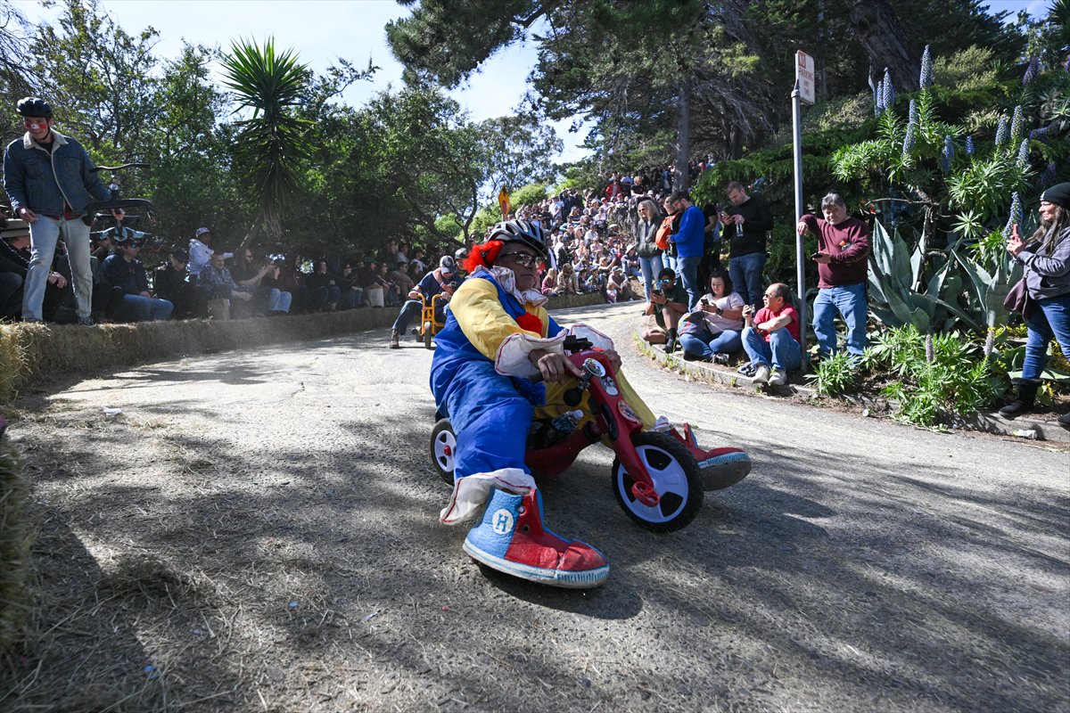 ABD'de Paskalya kutlamaları: Teker Yarışı etkinliği düzenlendi