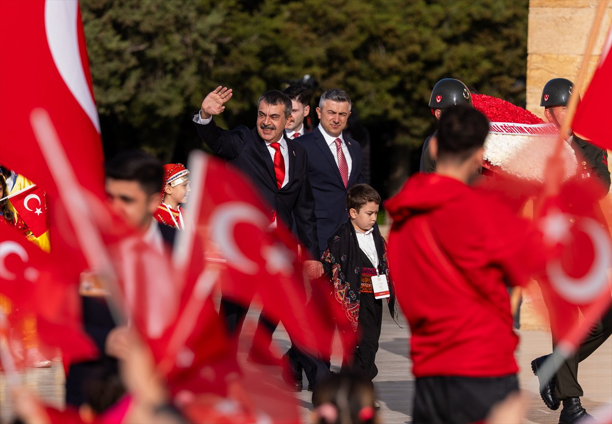 Yurtta 23 Nisan kutlu coşkusu