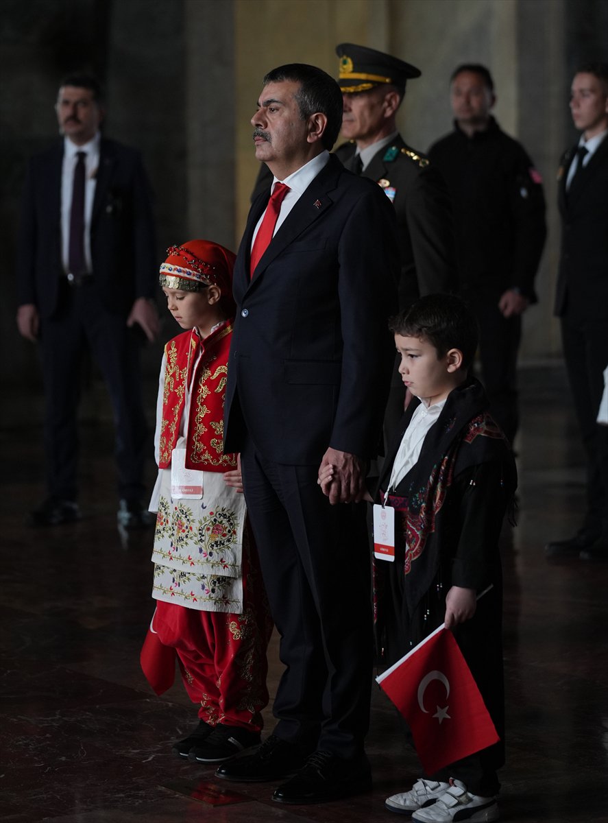 Yurtta 23 Nisan kutlu coşkusu