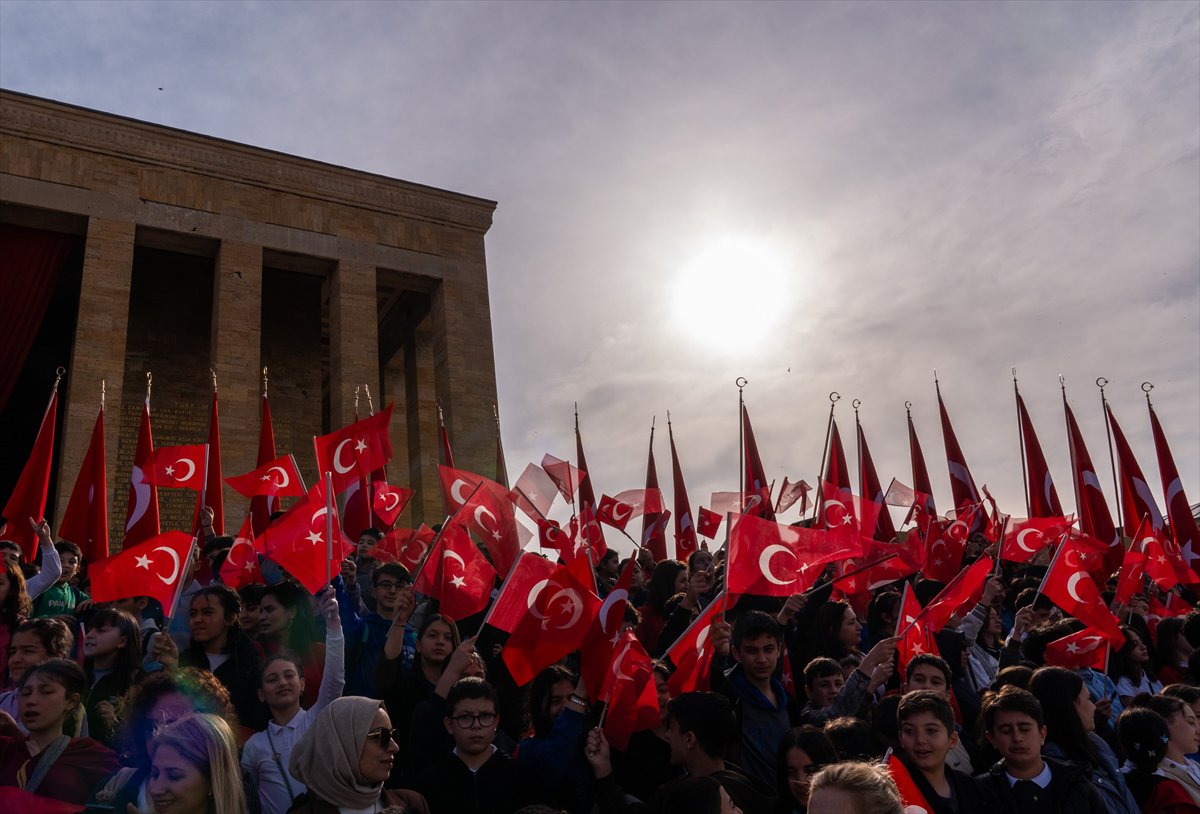 Yurtta 23 Nisan kutlu coşkusu